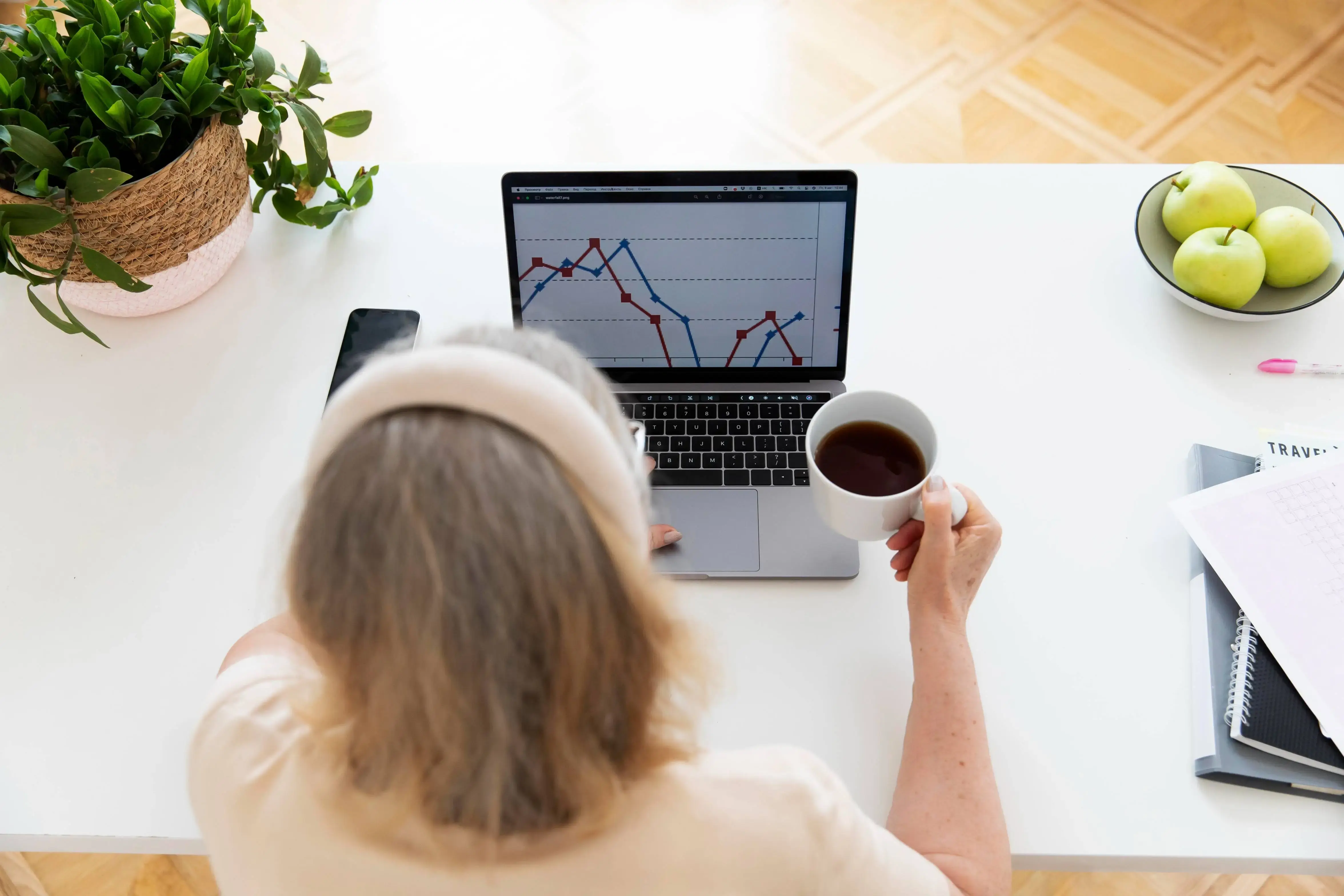 Finanzas reactivas vs finanzas estratégicas: por qué el orden importa